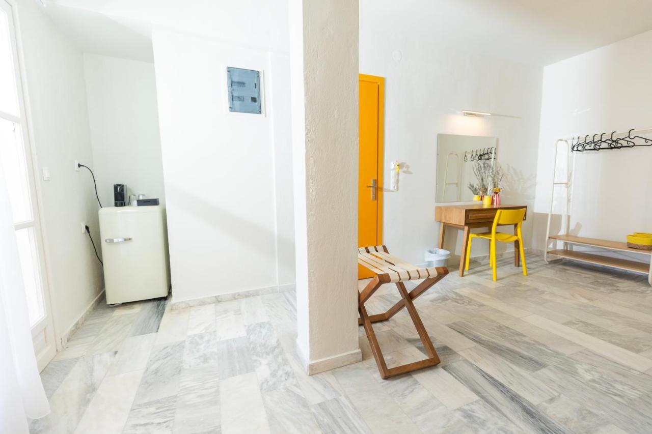 Mondrian Guest House Скиатос Экстерьер фото
