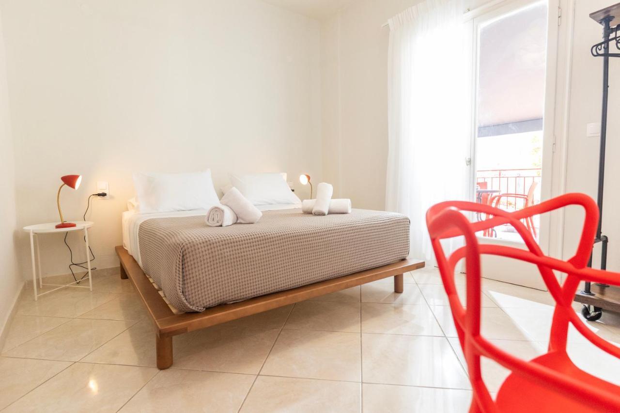 Mondrian Guest House Скиатос Экстерьер фото