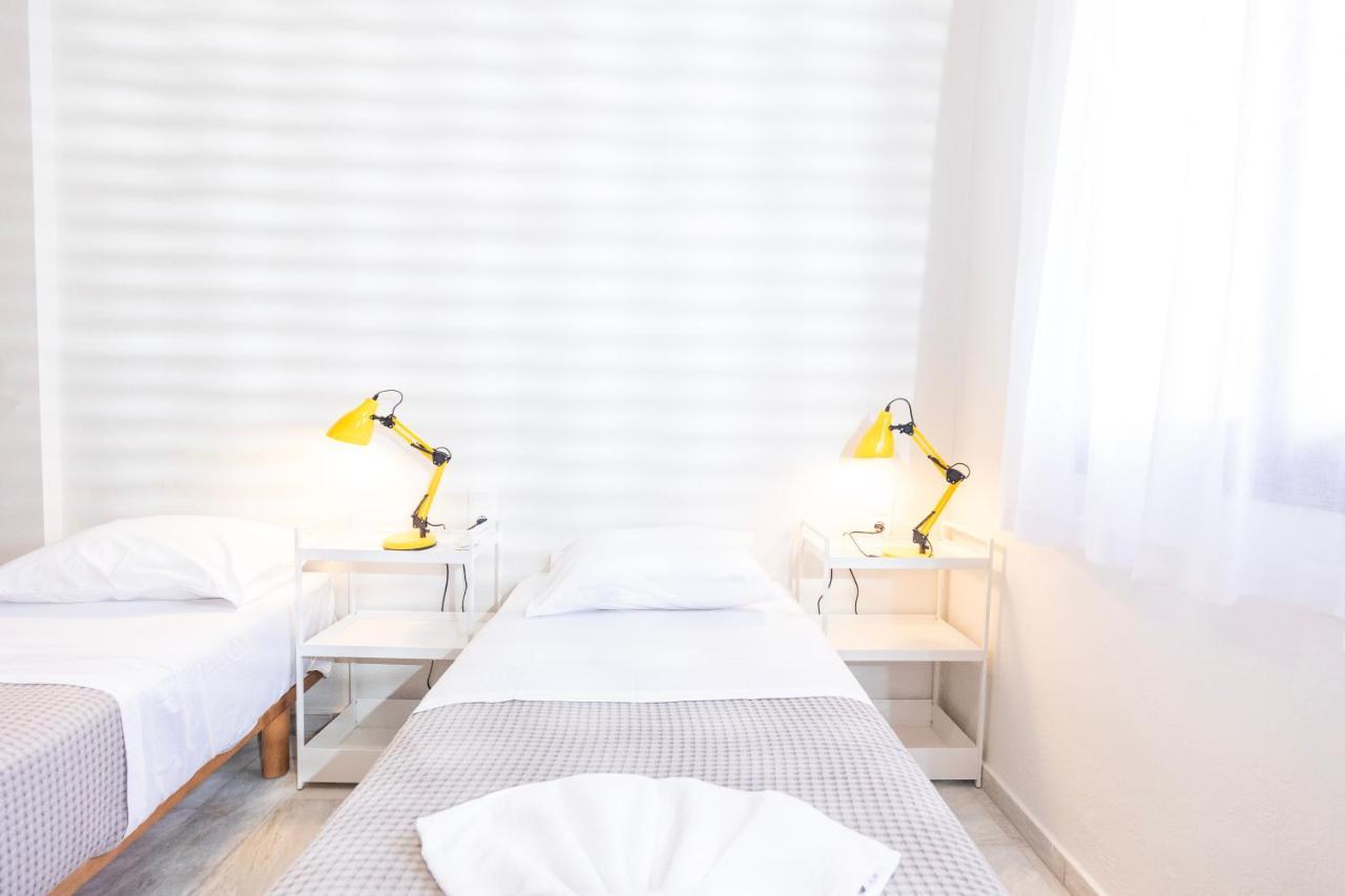 Mondrian Guest House Скиатос Экстерьер фото