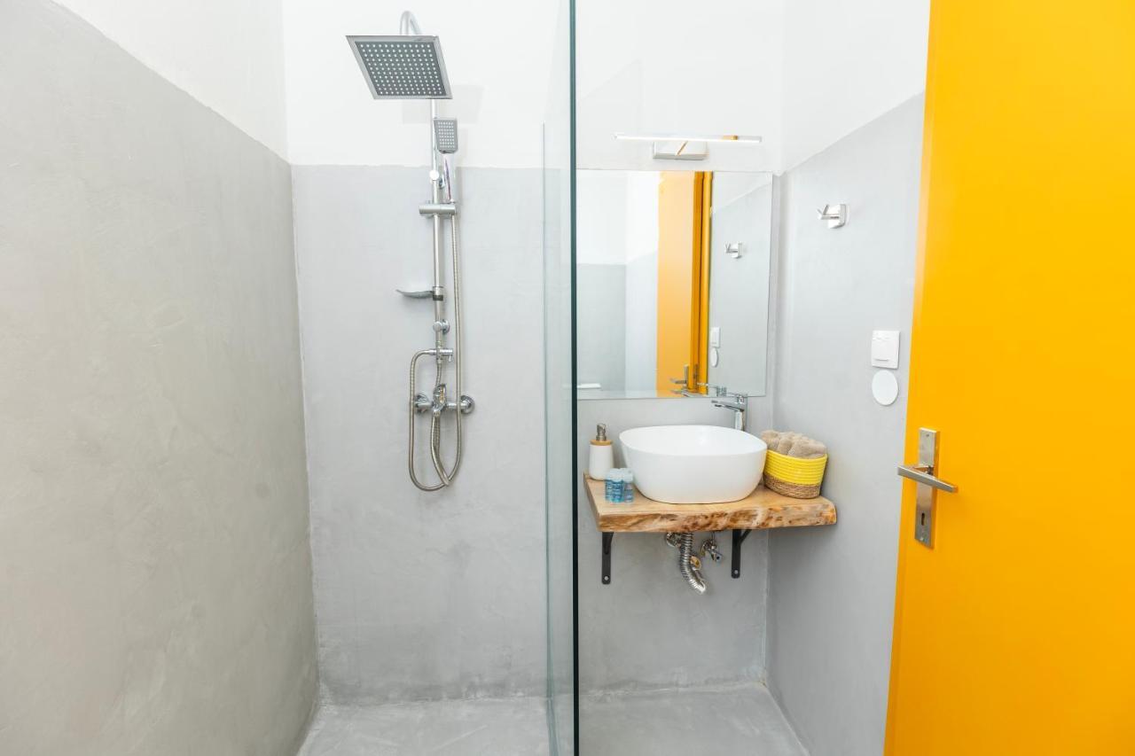 Mondrian Guest House Скиатос Экстерьер фото