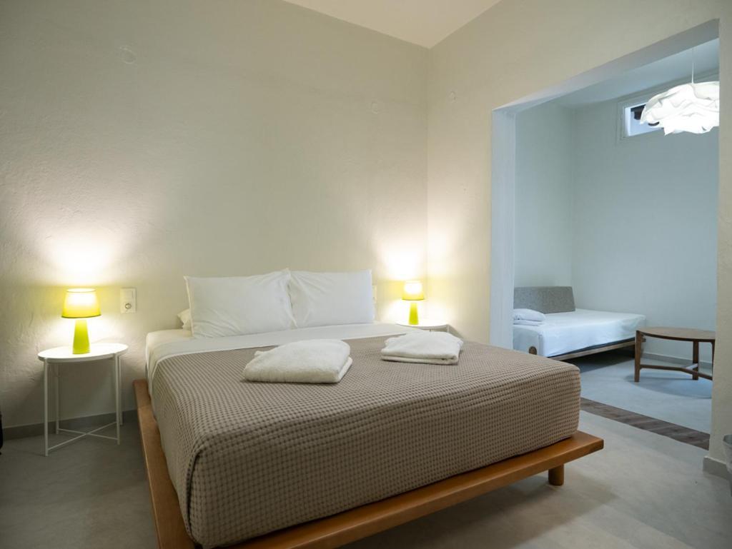 Mondrian Guest House Скиатос Экстерьер фото